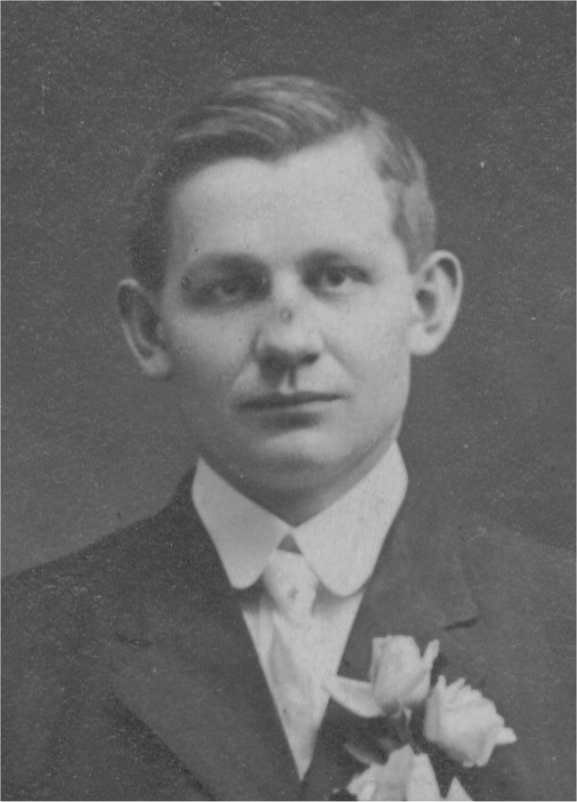 Kapusta, Ludwig - Approximately 1908 - Age 24