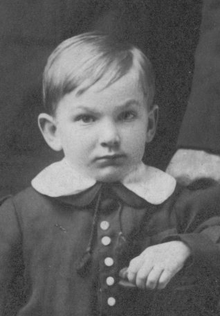 Kapusta, Raymond H. - 1915 Age: 5