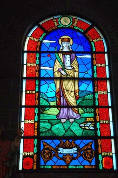 Image:Windows - St. Barbara.JPG