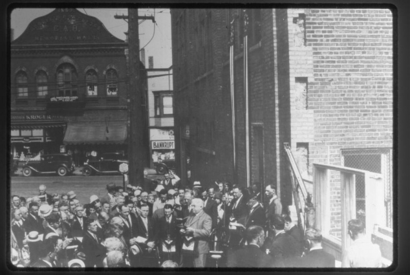 Image:Slide 3797-99 W25th - GAR Hall Brooklyn Post (in background) Masonic Hall dedication.jpg