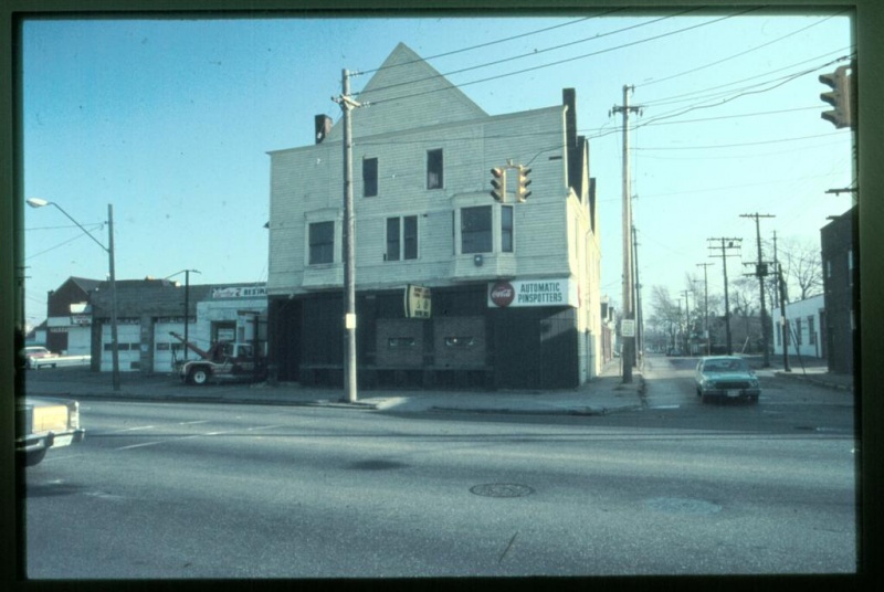 Image:Slide 3857 W25th - Brown's Grill (1980's).jpg