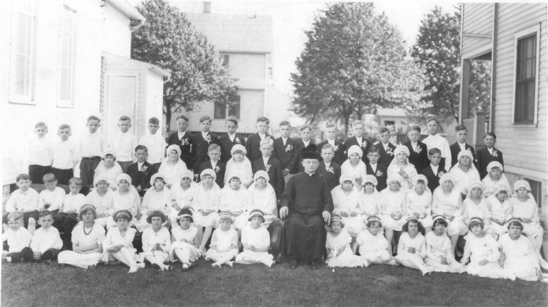 Image:St Barbara's Communion 1932.jpg